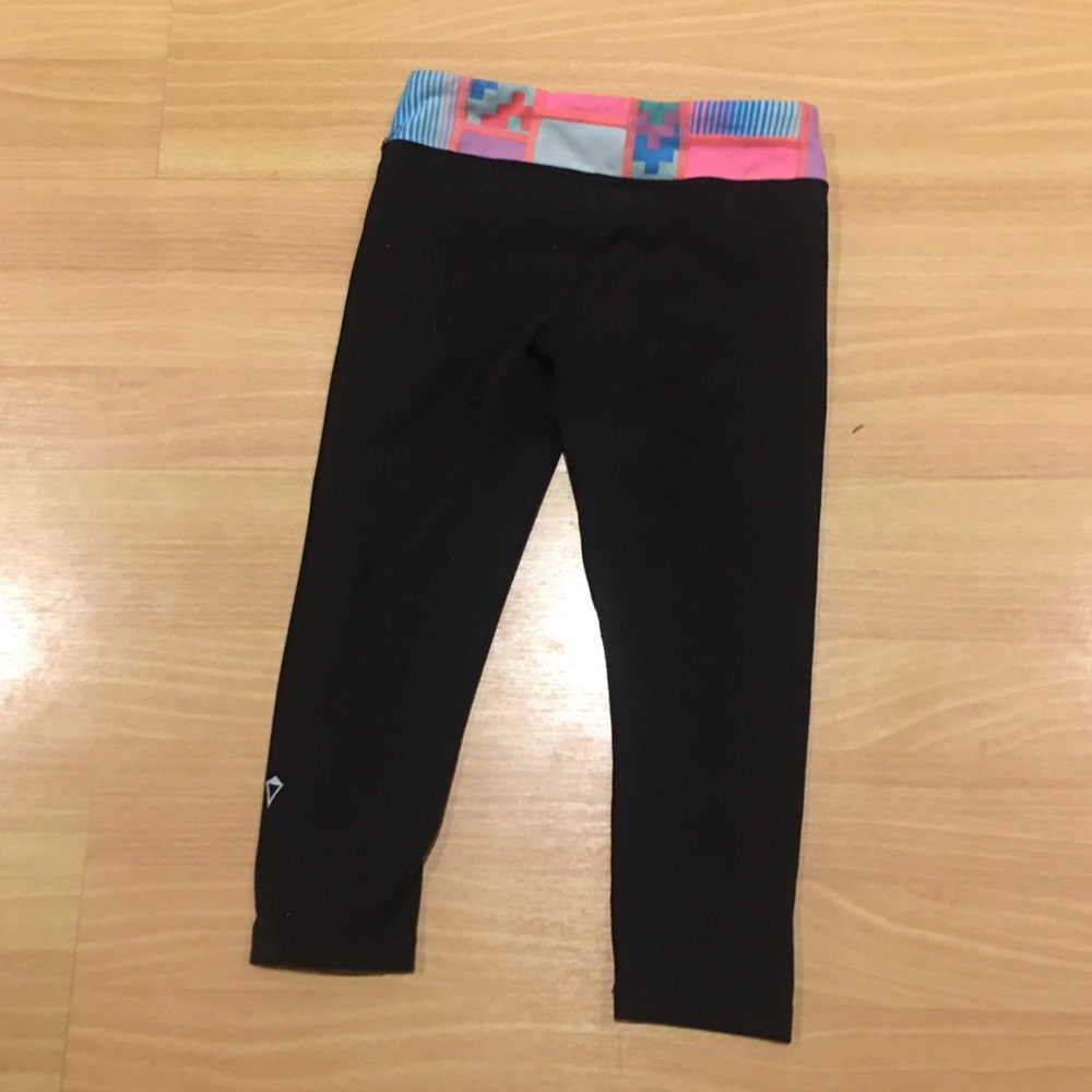 Ivivva(by lululemon)black leggings size 8